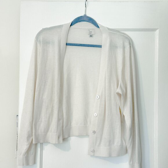 Lightweight White Cardigan - Picture 2 of 4